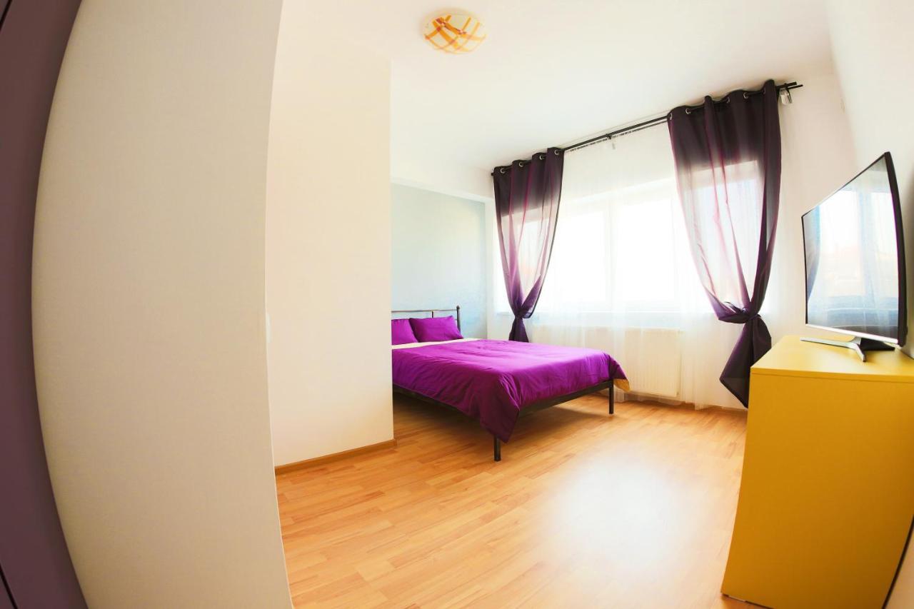Color Apartments Downtown Бухарест Екстер'єр фото